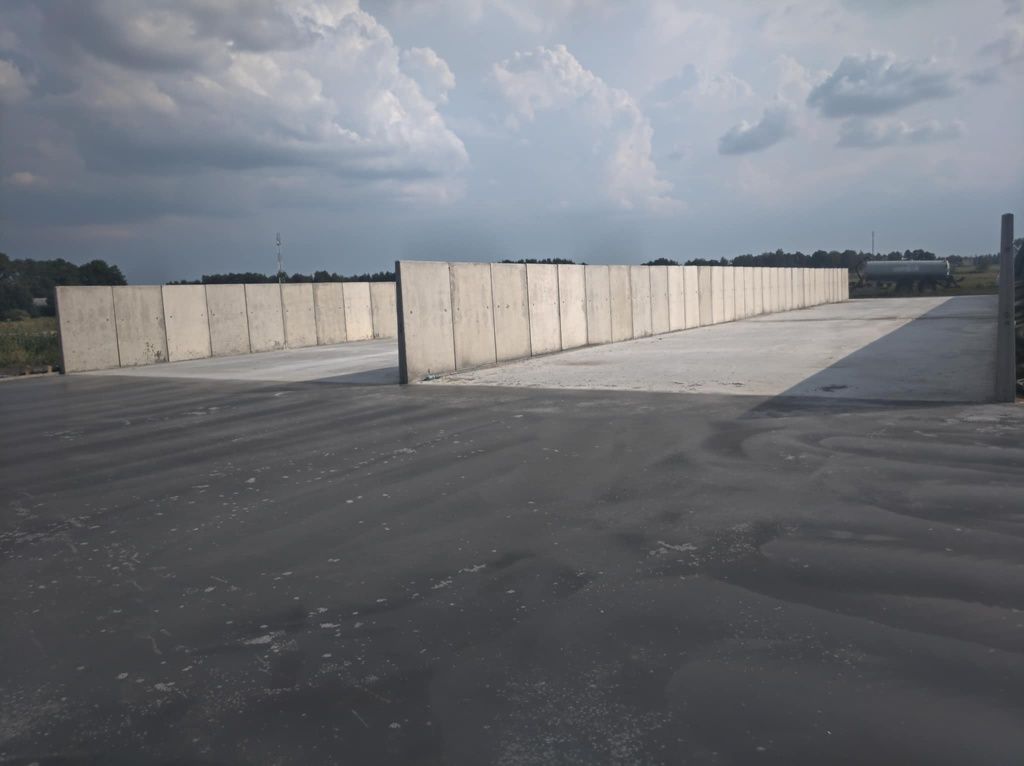 Mur oporowy , silos do kiszonki Producent wlkp