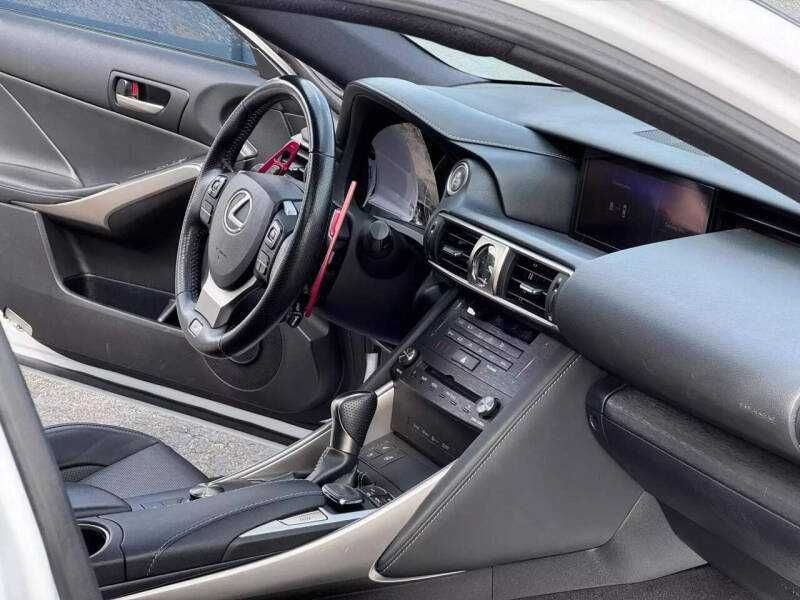 2020 Lexus IS 300