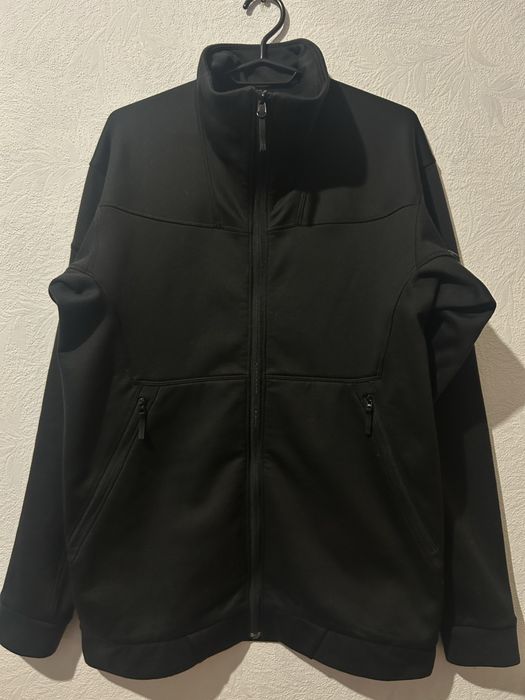 Arcteryx куртка зіпка на флісі М розміру