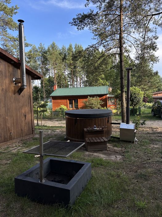 Balia jacuzzi Nocleg Domek nad jeziorem w lesie Kaszuby Mazury Kłączno