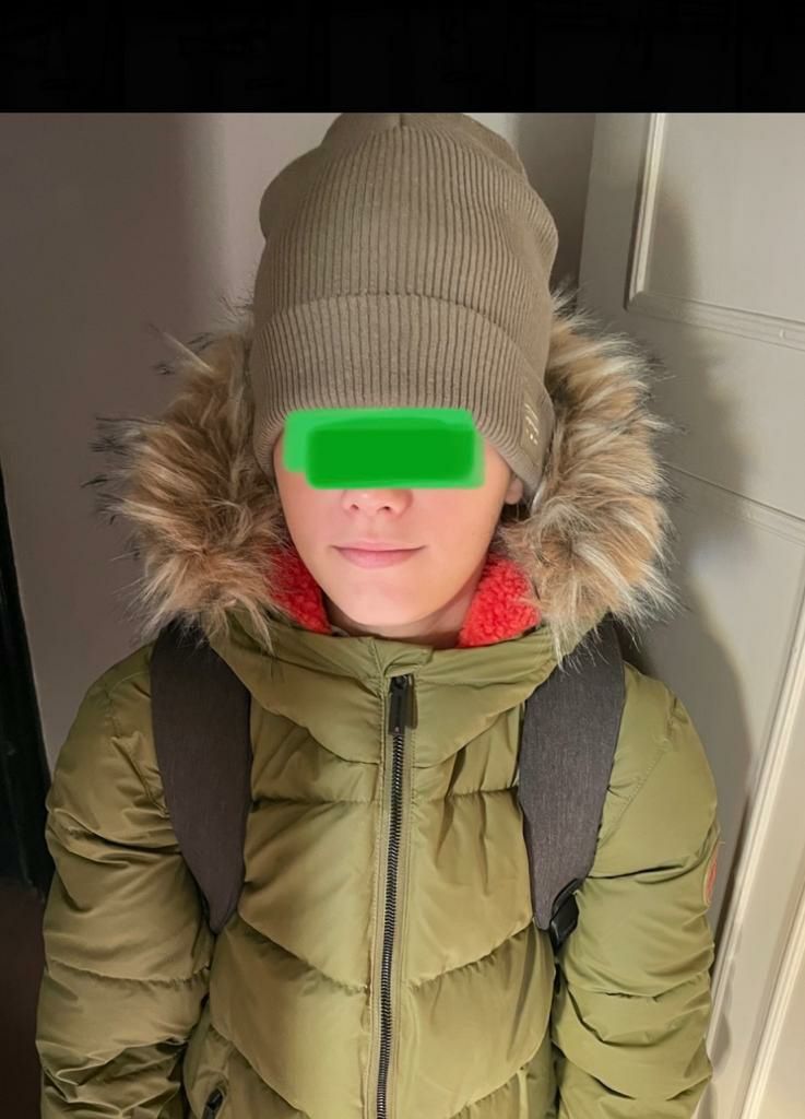 Демисезонная шапка Zara  на мальчика 9-11 лет