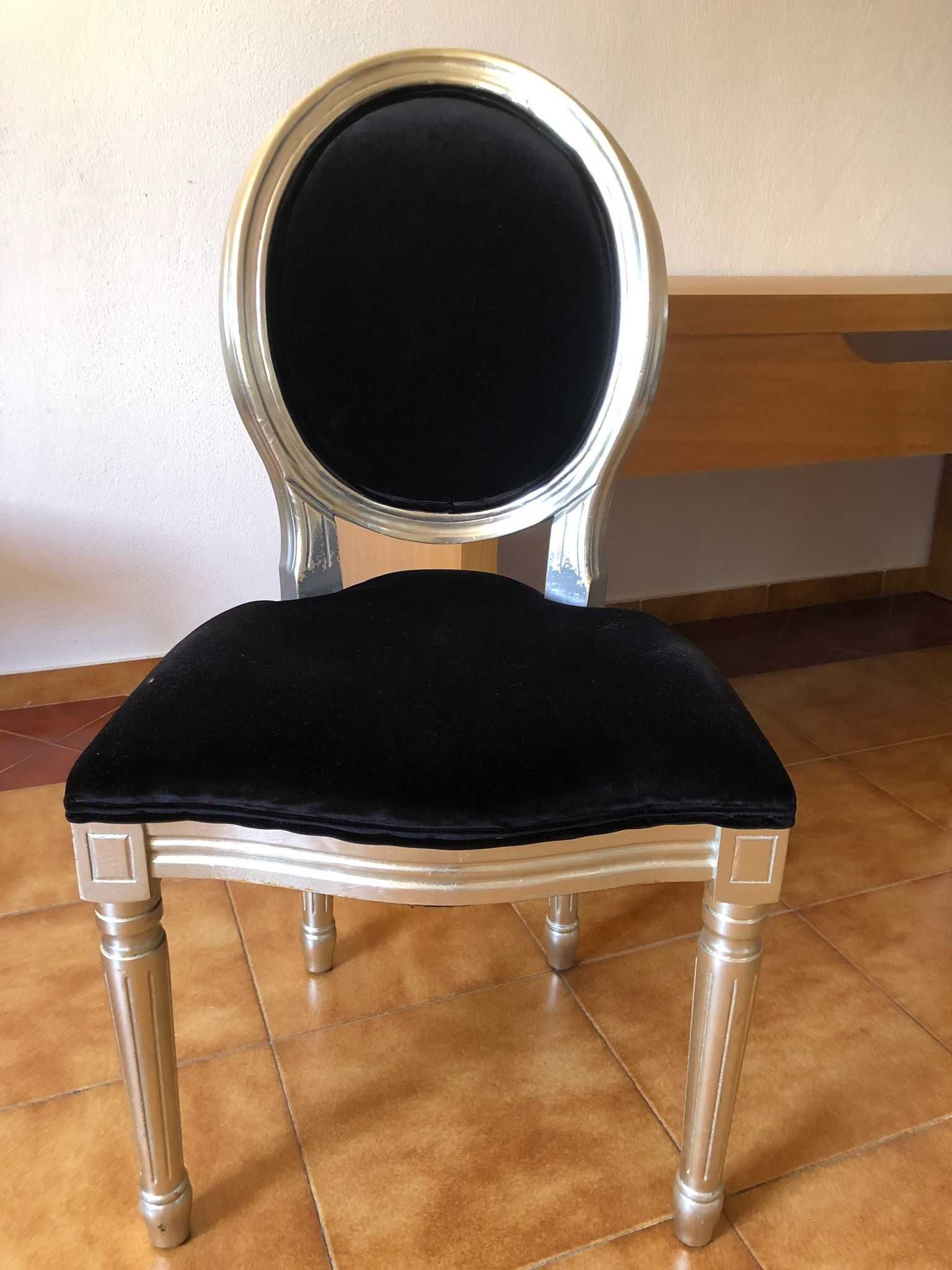 4 cadeiras Estilo Luis V