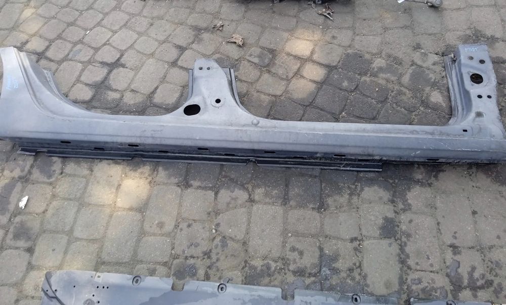 PRÓG WEWNĘTRZNY PRAWY FIAT PANDA