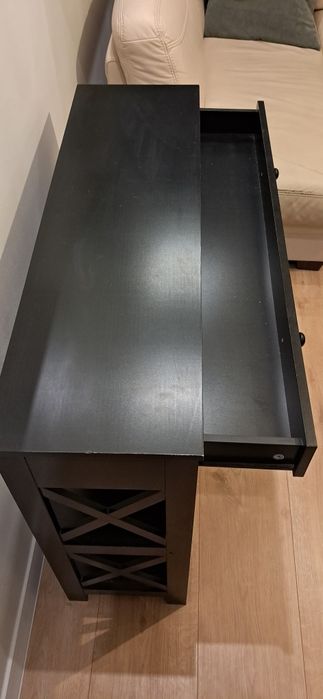 Sprzedam czarną komodę