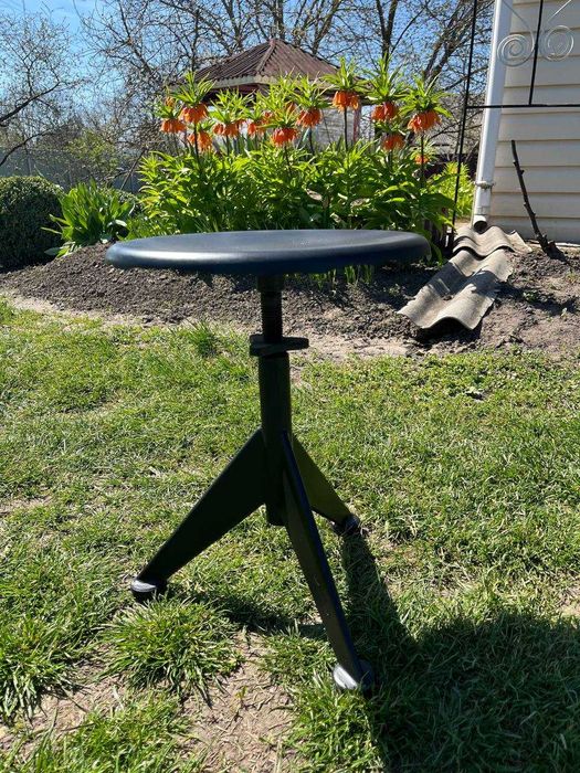 Стул для піаніно