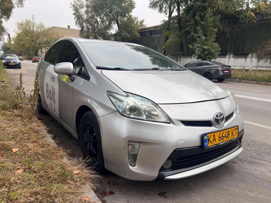 Робота у таксі Заправка за рахунок компанії*