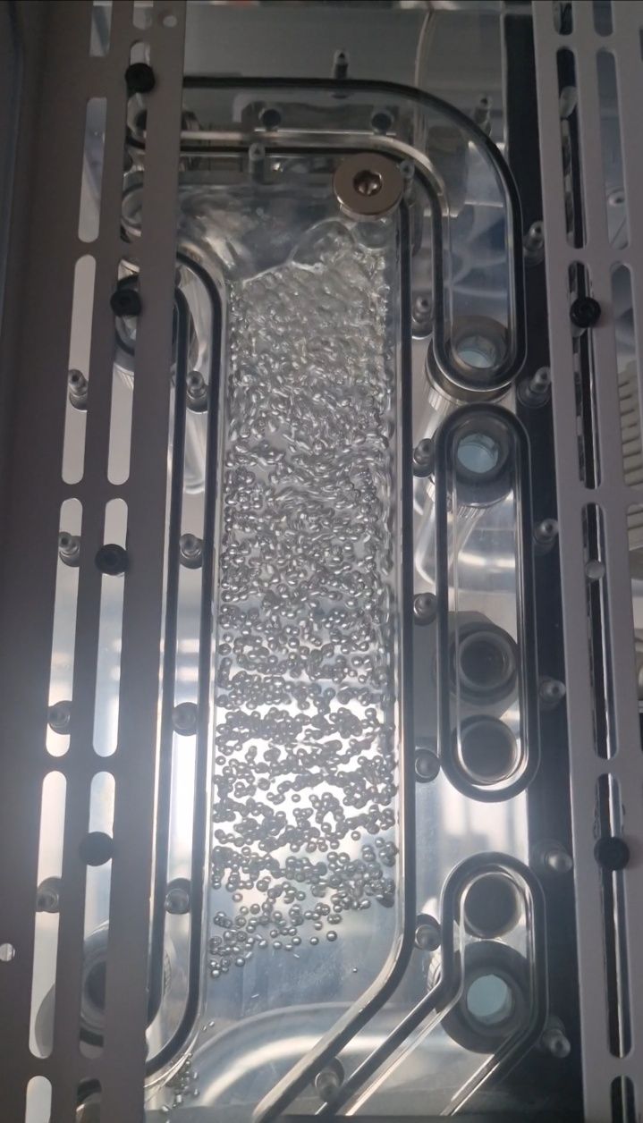 Lian Li EKWB EK water side distro plate + DDC 4.2