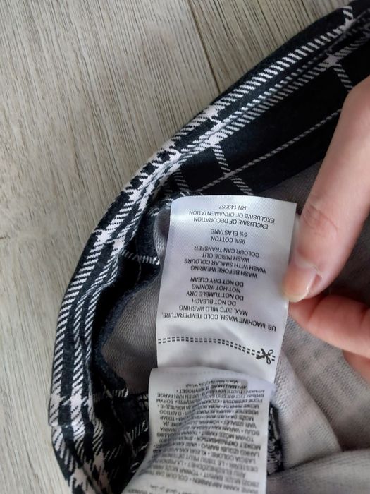 Dopasowana spódniczka mini