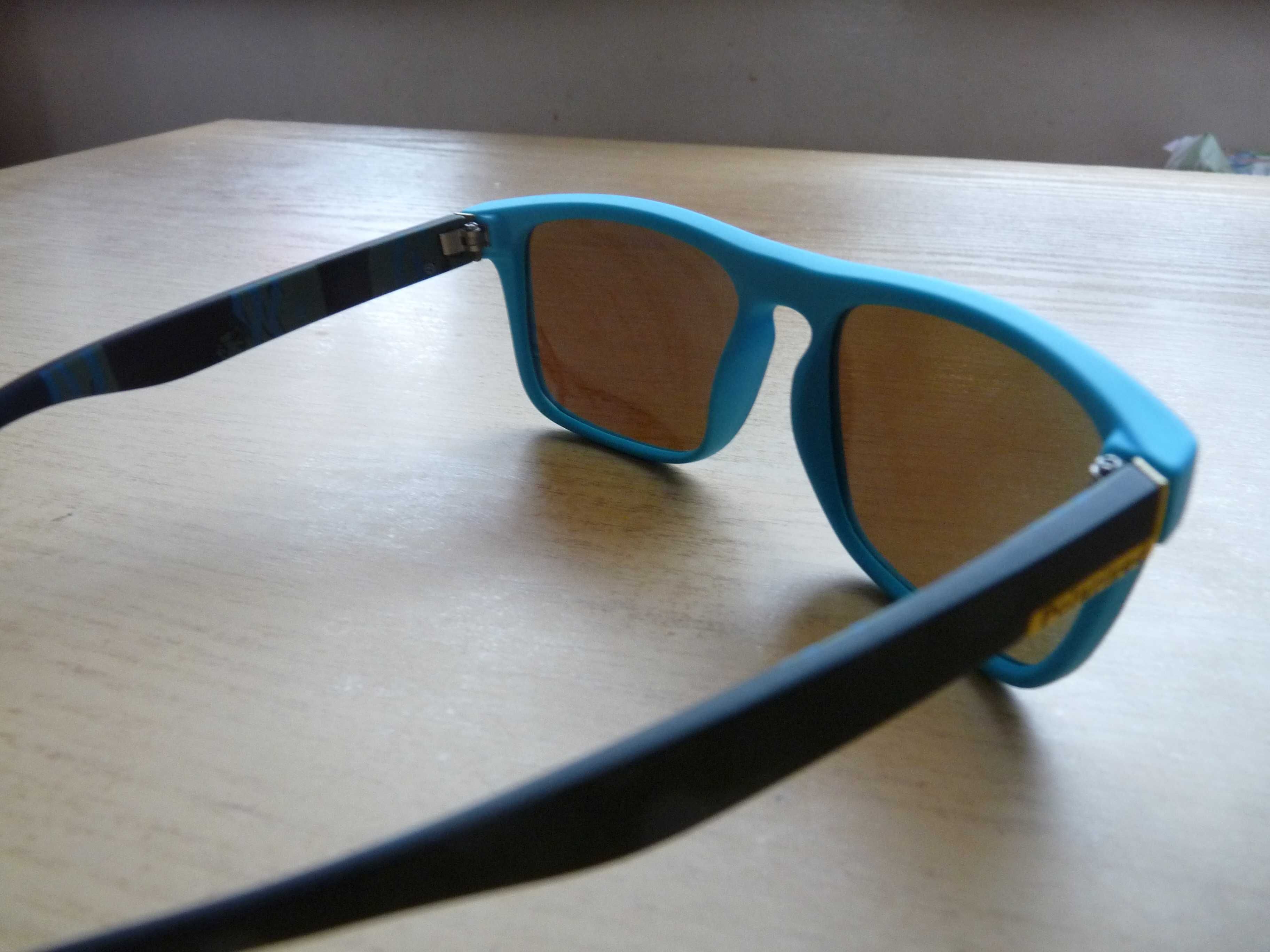 okulary przeciwsłoneczne Revers UV-400 (blue)