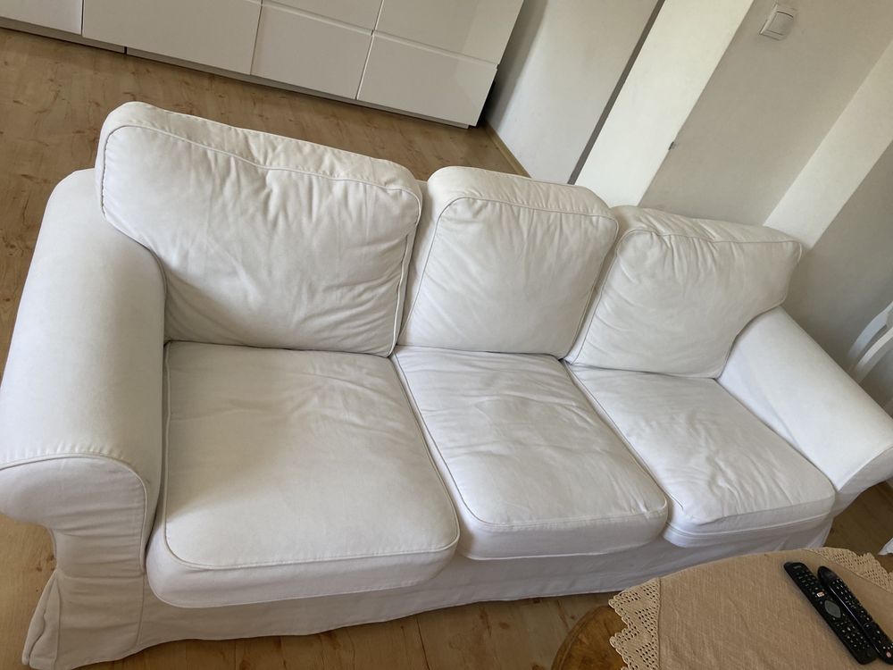 Kpl ikea jedna sofa  szelong i pufa
