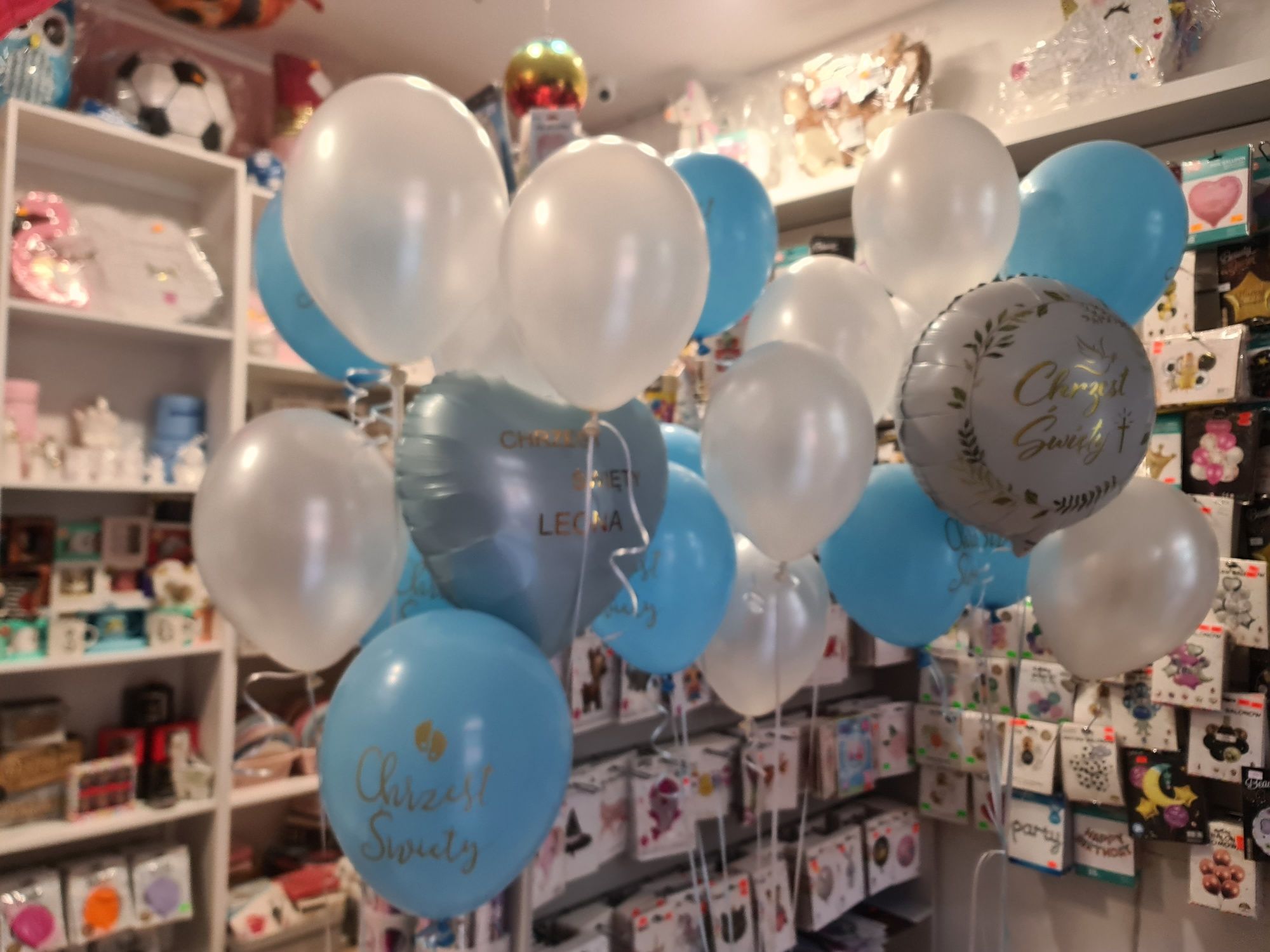 Dekoracje balonowe, strojenie sal, ścianki do zdjęć, balony z helem