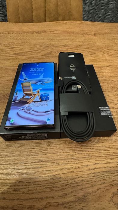 Samsung s22 ultra praticamente novo