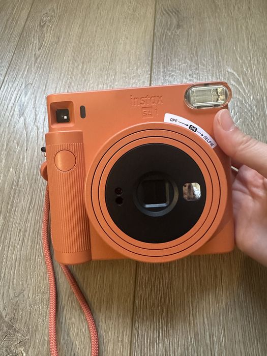 Фотоапарат митєвого друку