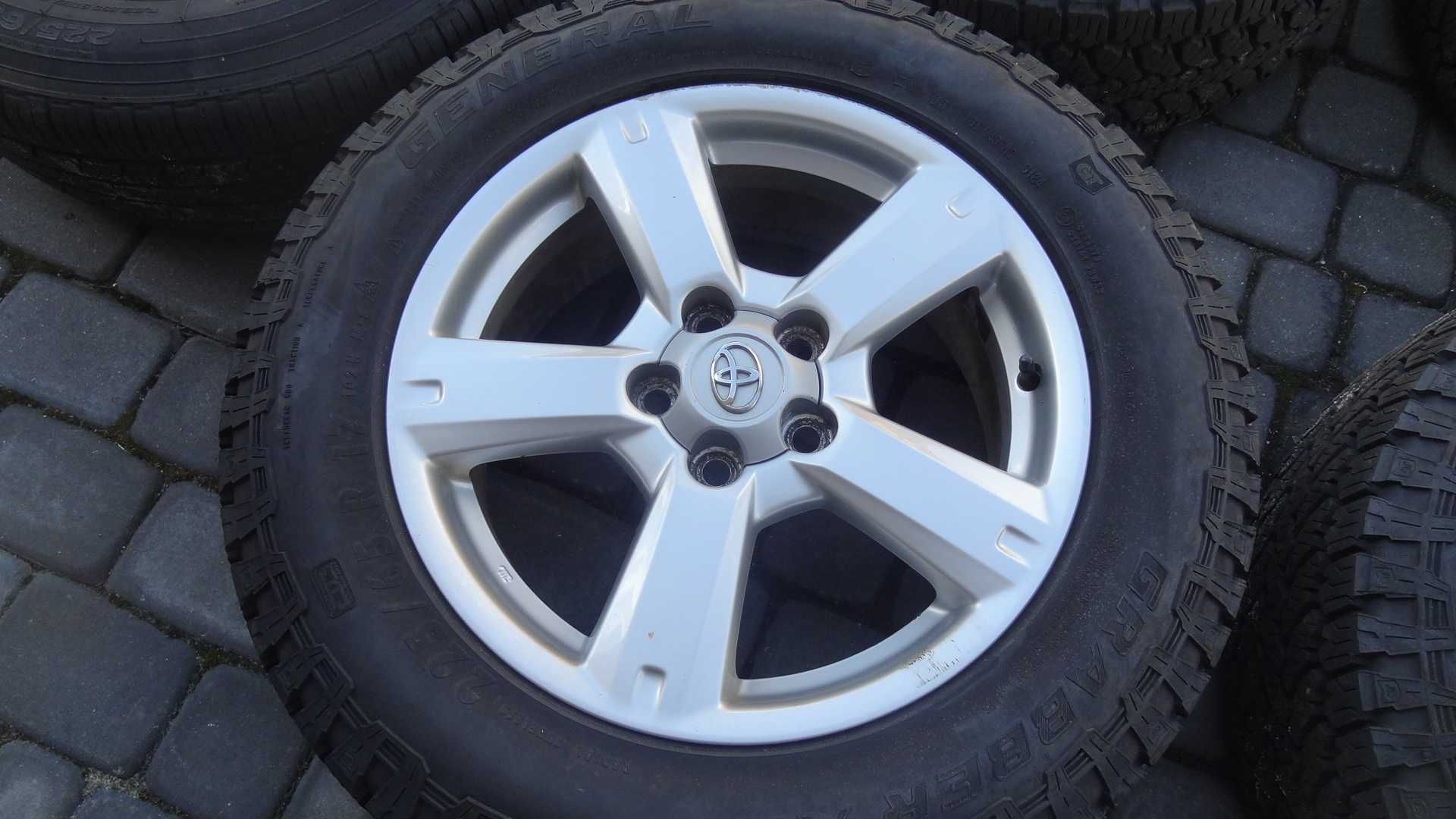 Toyota rav4 koła felgi aluminiowe  225/65 R17