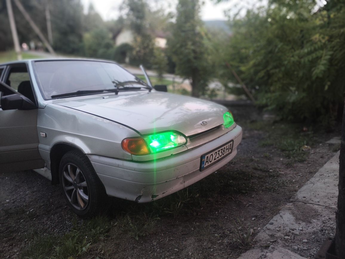 ВАЗ 2114 2006 року 1.6 бензин