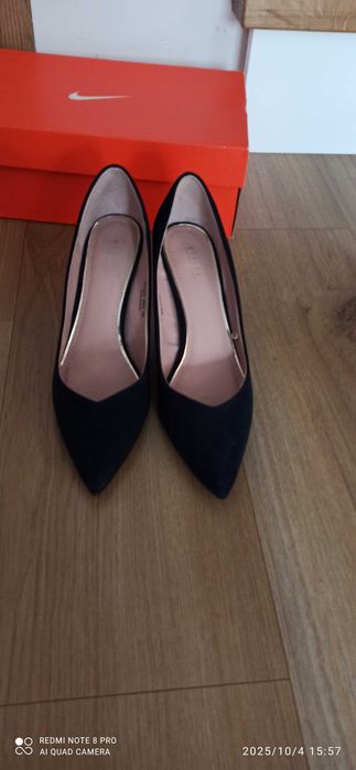 Czółenka granatowe rozm.40