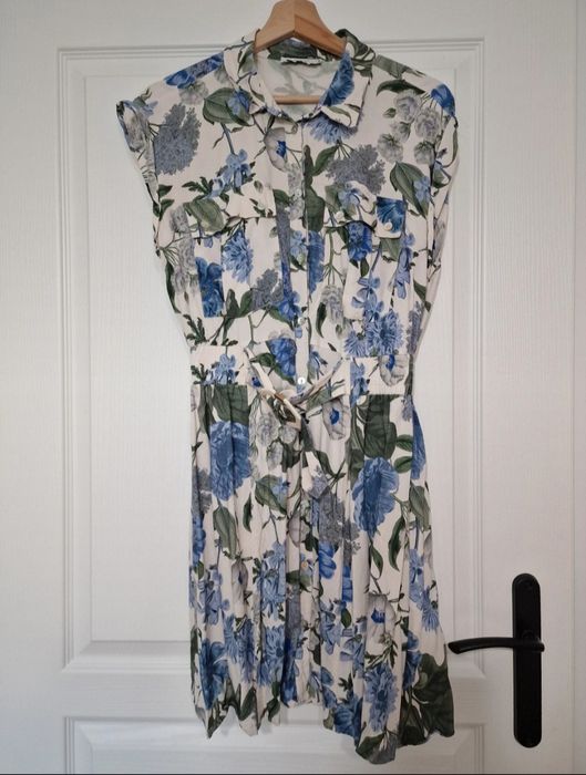 Sukienka lato Letnia kwiaty floral Reserved 40 L guziki