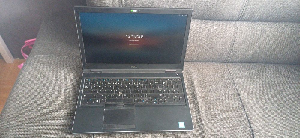 Dell Precision 7530 / 2x512G SSD / i7-8750H /P1000 /16G RAM  / Windows