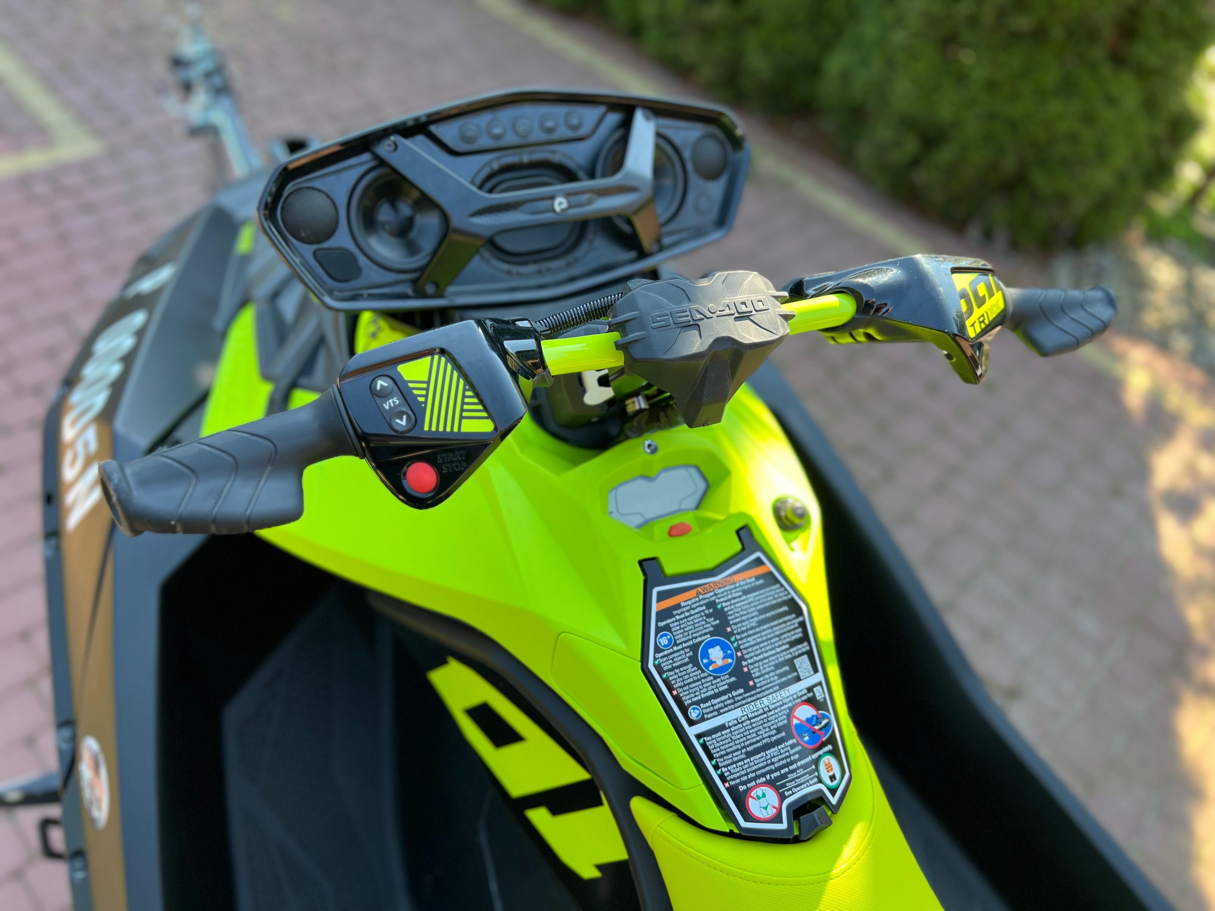 Sea-Doo Spark Trixx 3up 2023 Audio