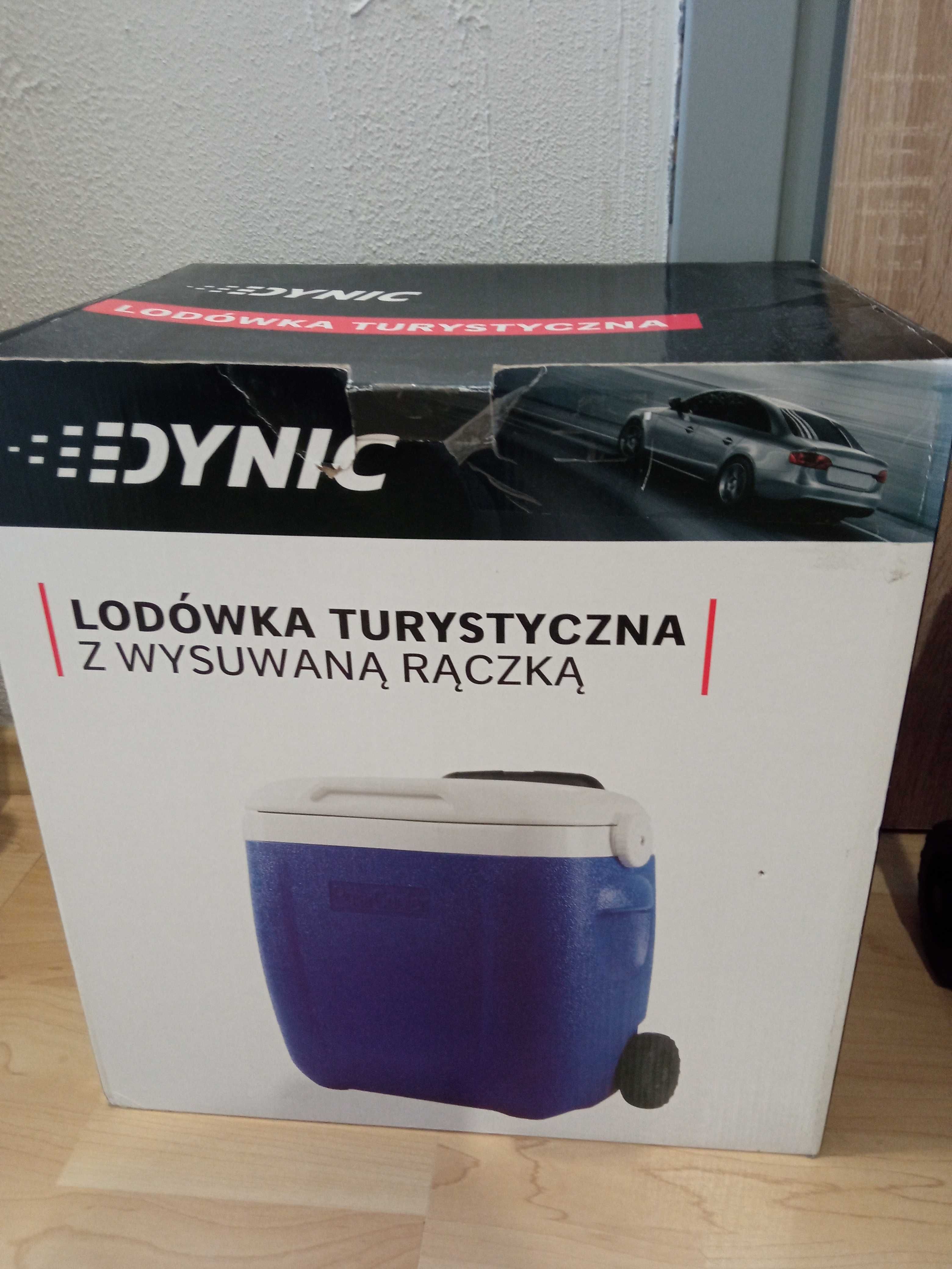 Lodówka turystyczna dynic na kółkach z rączką 16 l