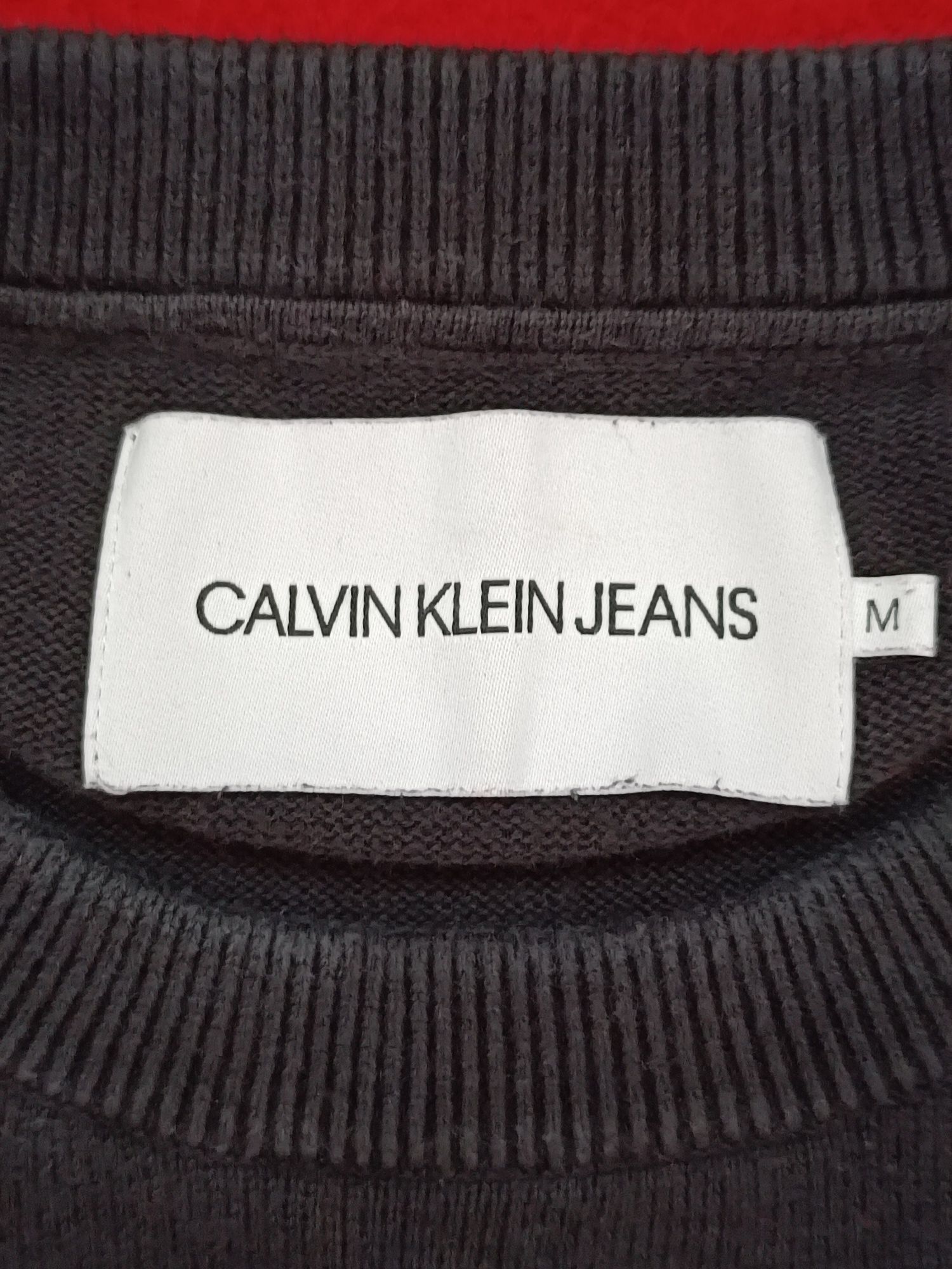 Продам оригинальную женскую кофту Calvin Klein размер М