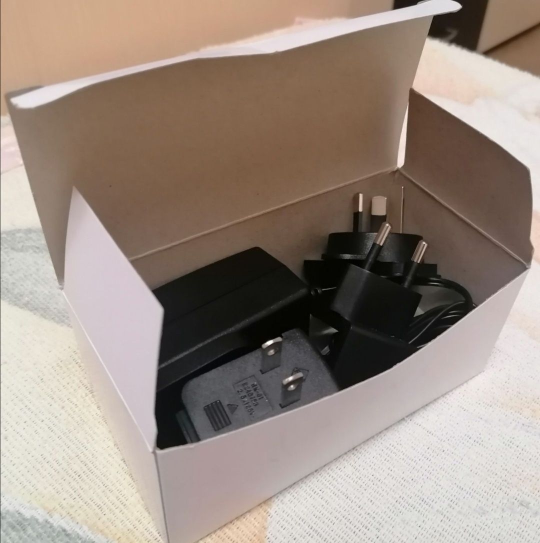 Адаптер блок питания Hon-Kwang HK-CP10-A05 100-240V~50/60Hz 0.35A