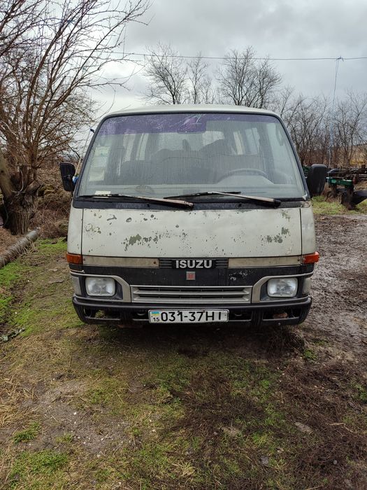 Продам микроавтобус Isuzu midi пассажир дизель