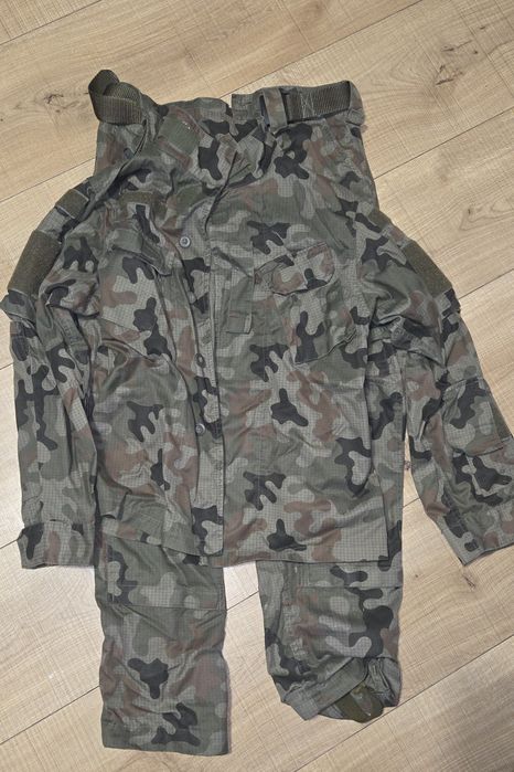 Mundur polowy letni wzór 2010 / mon