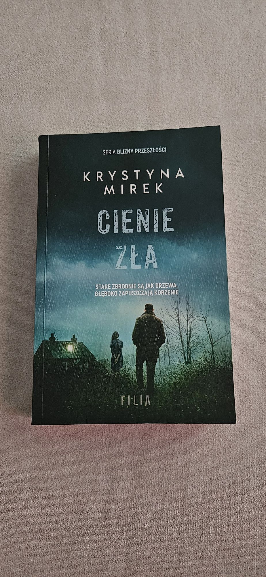 Książka Cienie Zła