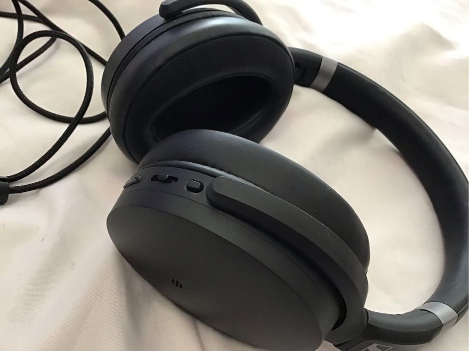 Наушники для аудиофилов Sennheiser HD 450 BT