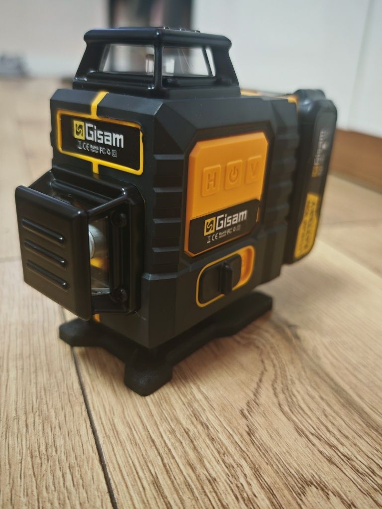 Poziomica laserowa 4D 16 linii 360° zielony laser / zestaw