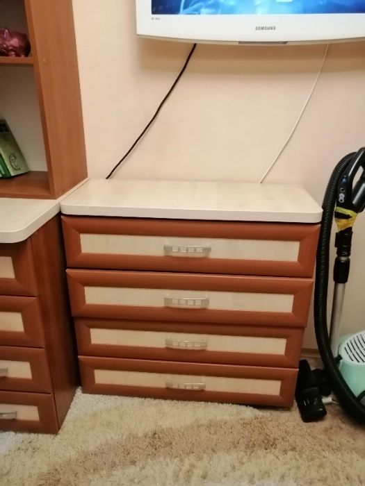 Шкільна стінка +комод