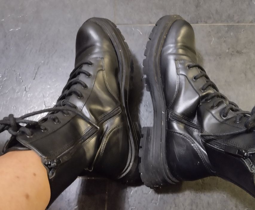 Botas militares pretas da Pull & Bear