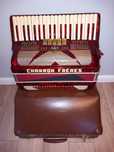 Akordeon Charron Freres 80B./96 klawiatura