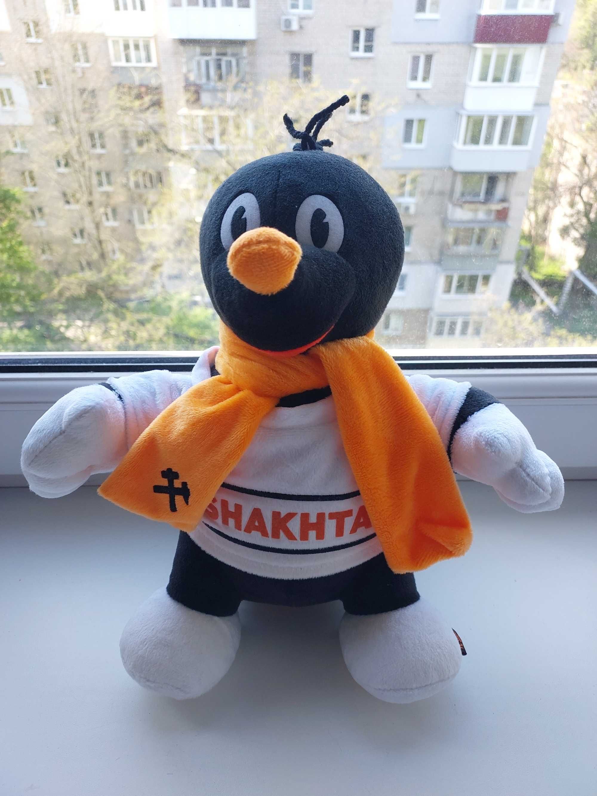 Продам сувенирную игрушку  ФК "ШАХТЕР"