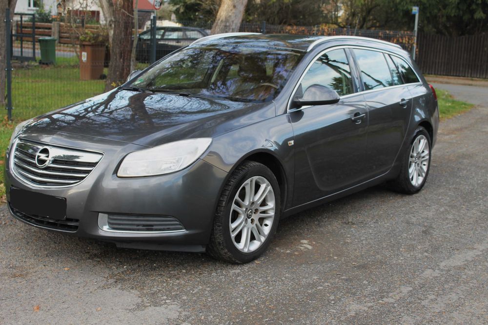 Opel Insignia - 1.6 Benzyna  Skóra Felgi - 18  Nowy Rozrząd  - ZADBANA