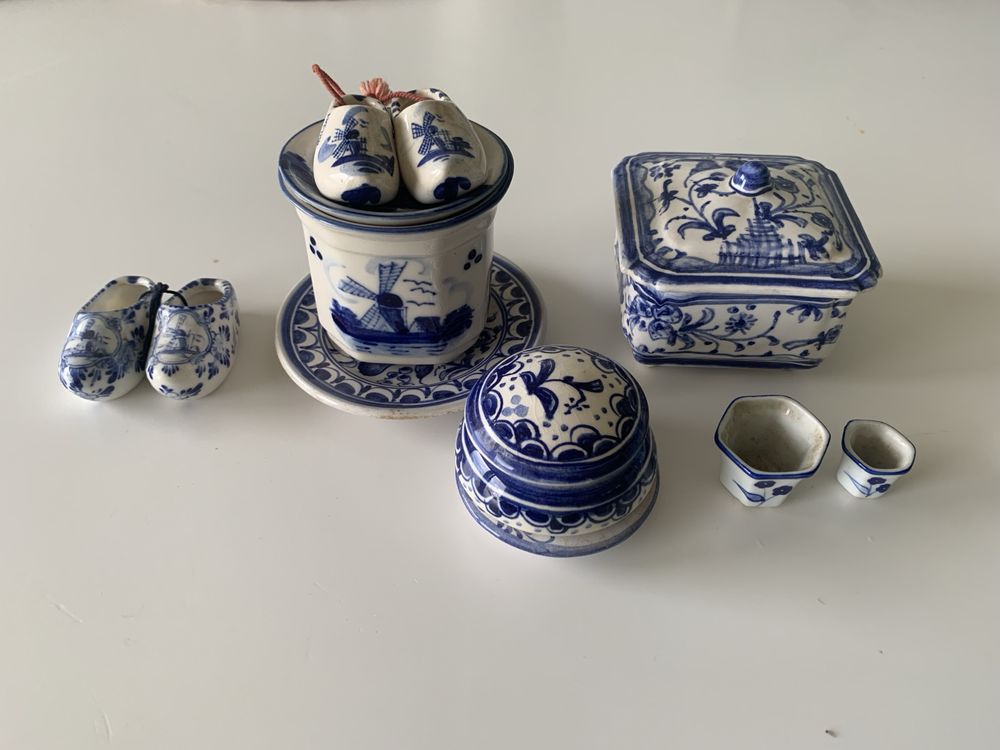 Peças antigas de porcelana