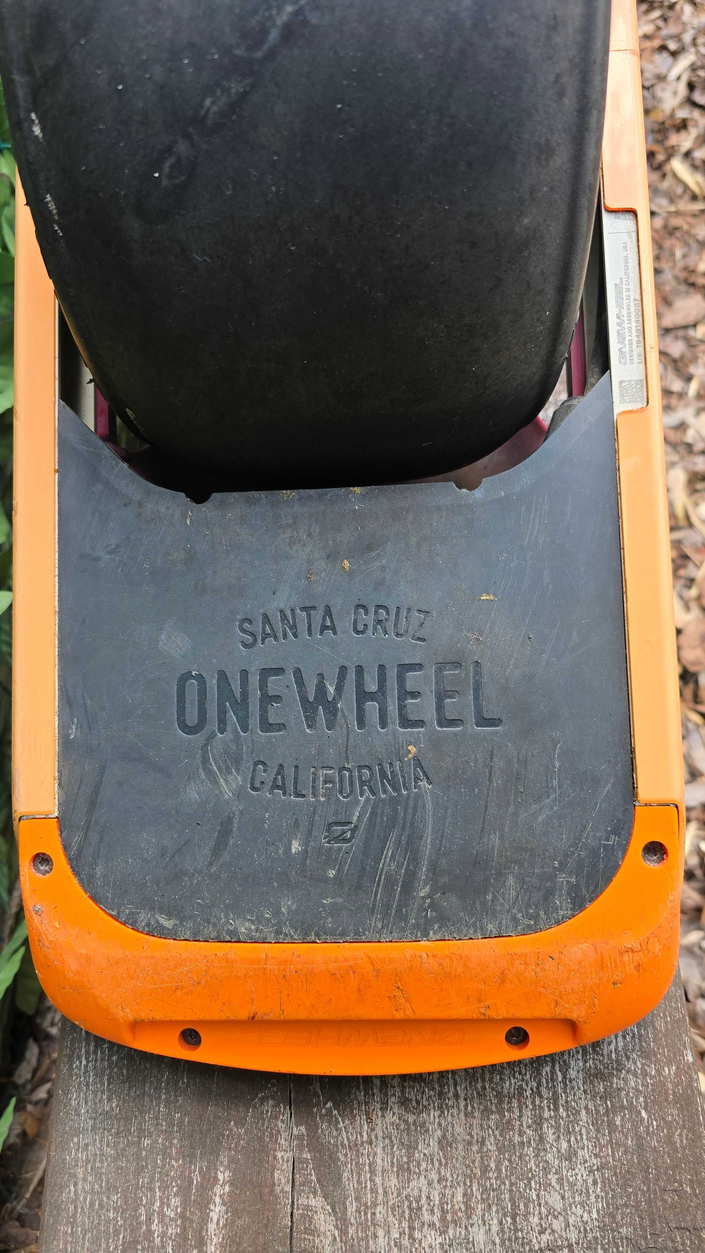 OneWheel Pint + szybka ładowarka