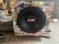 Продам самбуфер JBL GT 1200 Вт.
