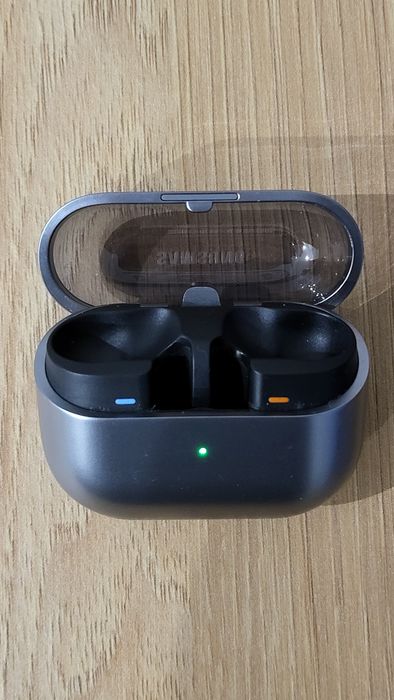 Etui ładujące ładowarka Samsung Buds 3 Pro oryginalne sprawne czyste