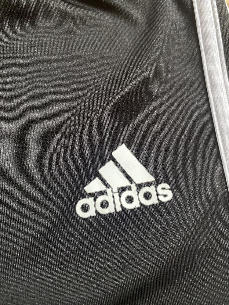 Dziewczęce spodenki leginsy sportowe Adidas Climalite roz.  158-164