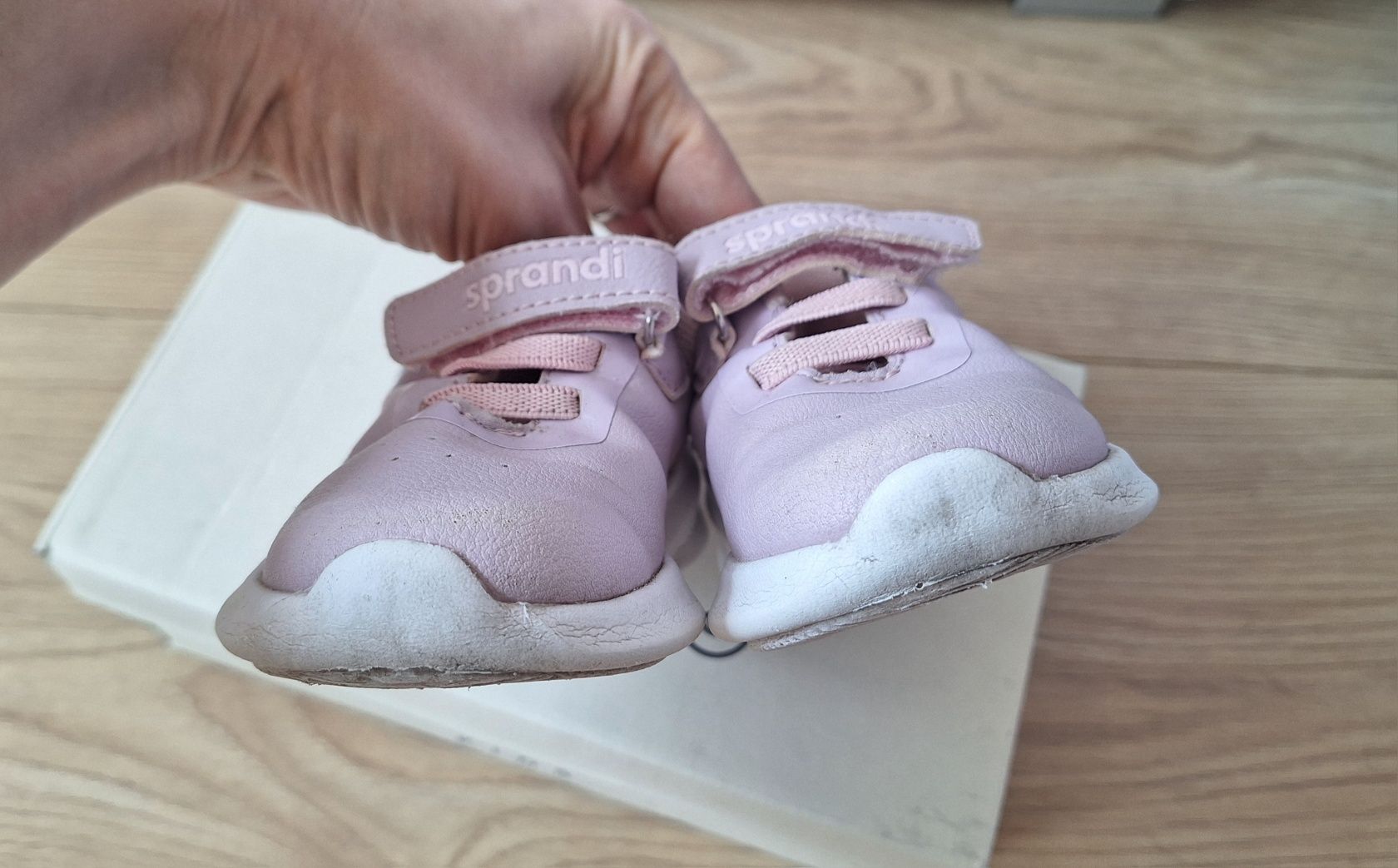 Adidasy Sprandi r.23