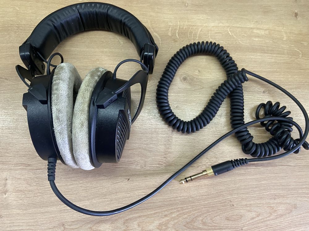 Навушники Beyerdynamic dt990 pro. Шкіряні амбушури в подарунок