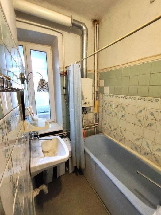 3 квартиру метро Університет Ярослава Мудрого вул. Чернишевського