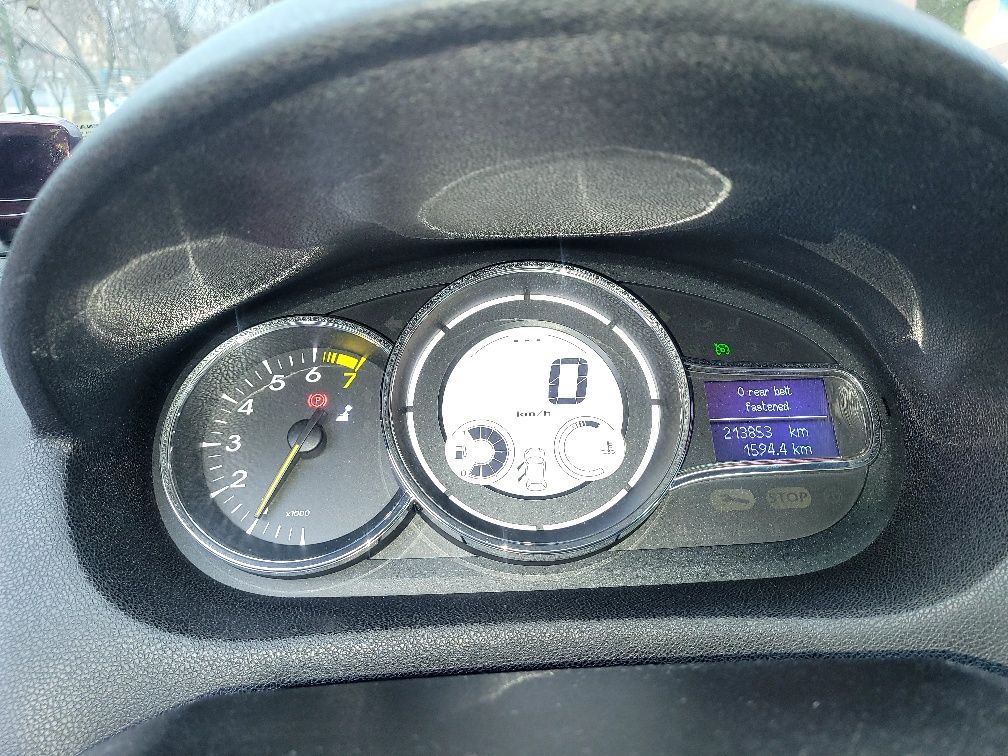 RENAULT MEGANE 3 1.4 бензин