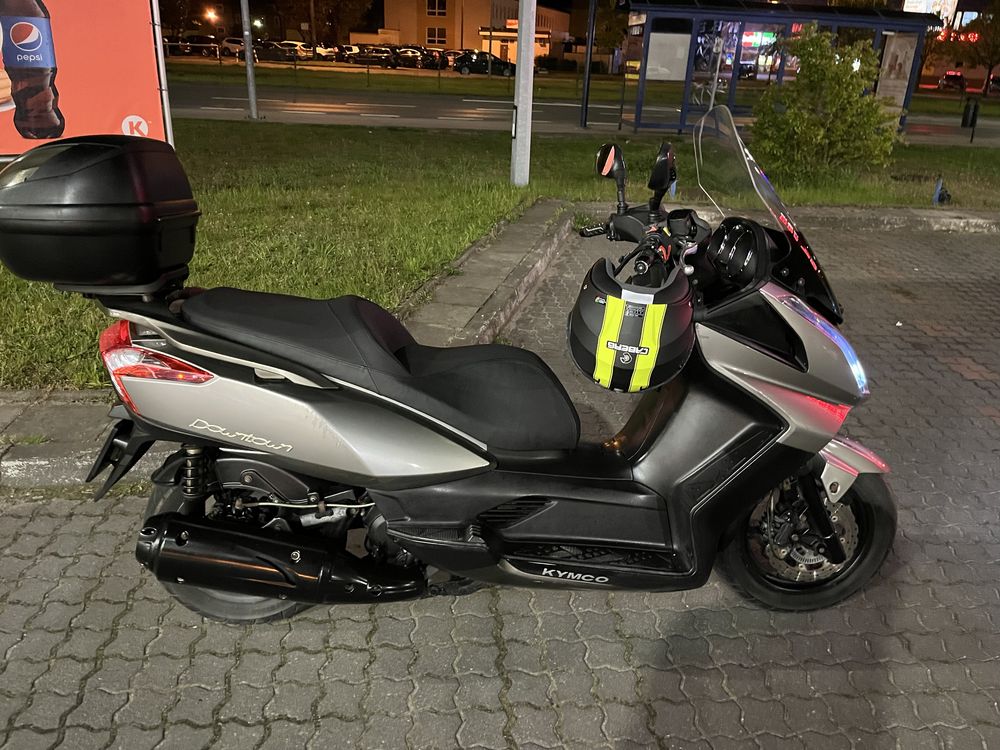 Kymco Downtown 125 Super stan