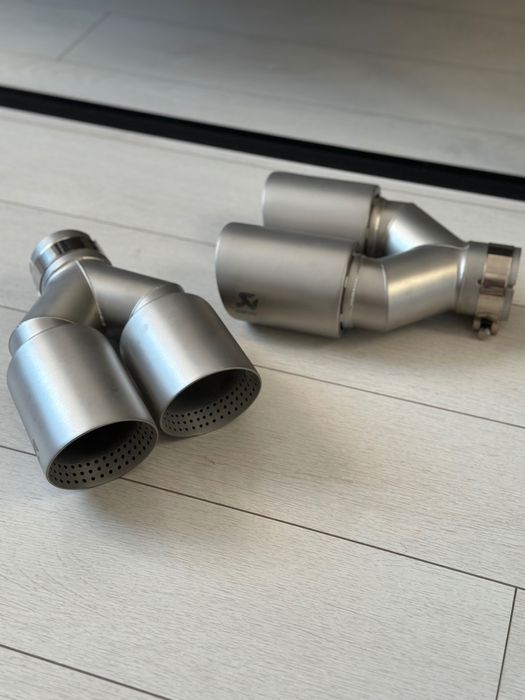 Насадки на выхлоп двойная насадка Akrapovic банка выхлоп глушитель