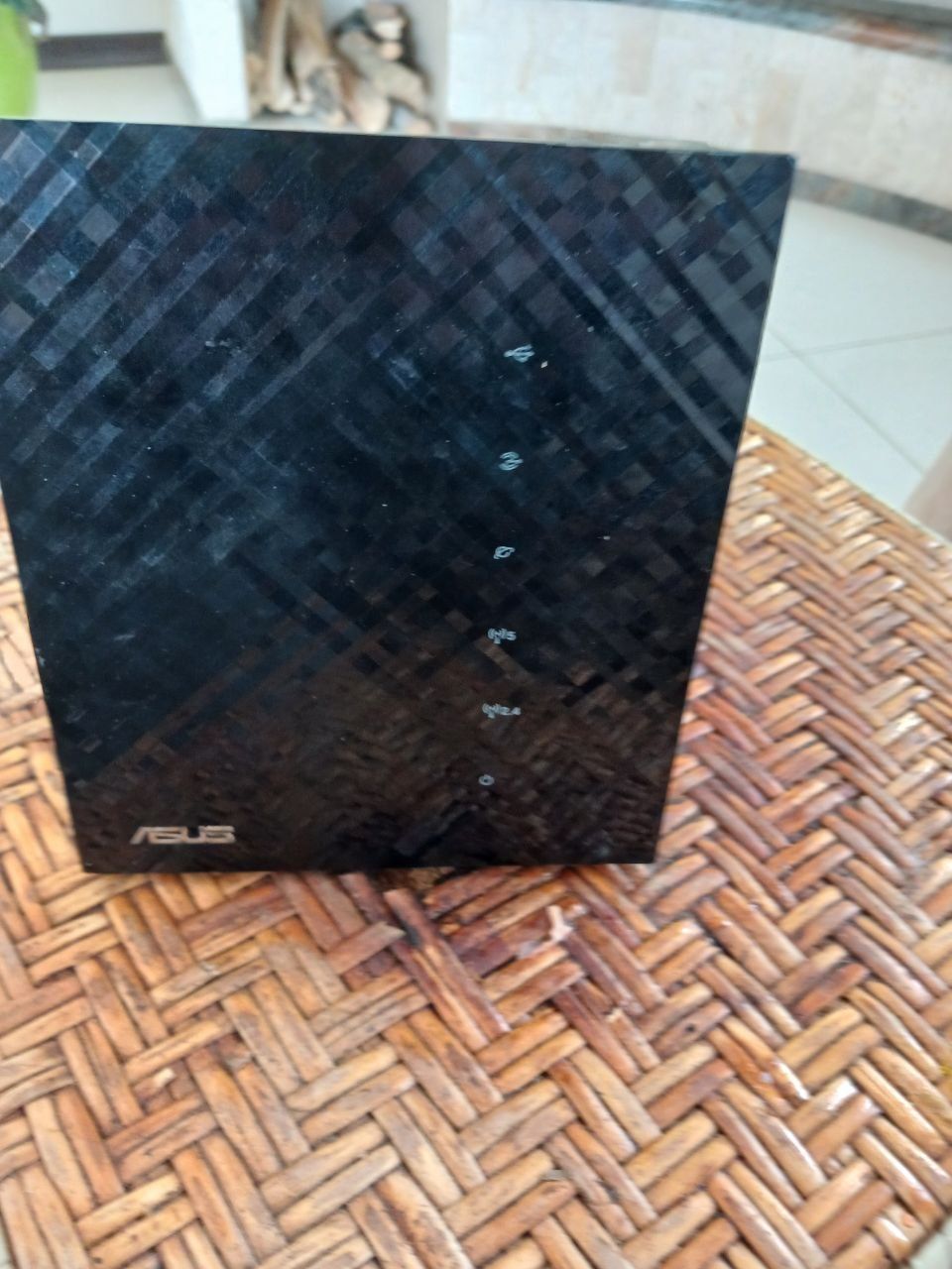 Продам Роутер ASUS RT-N56U.