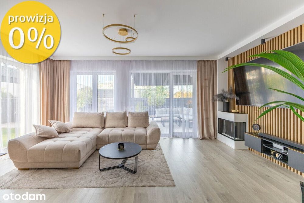 Atrakcyjny Dom Wolnostojący na Zamkniętym Osiedlu