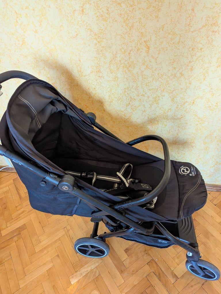 Cybex eezy s plus 2